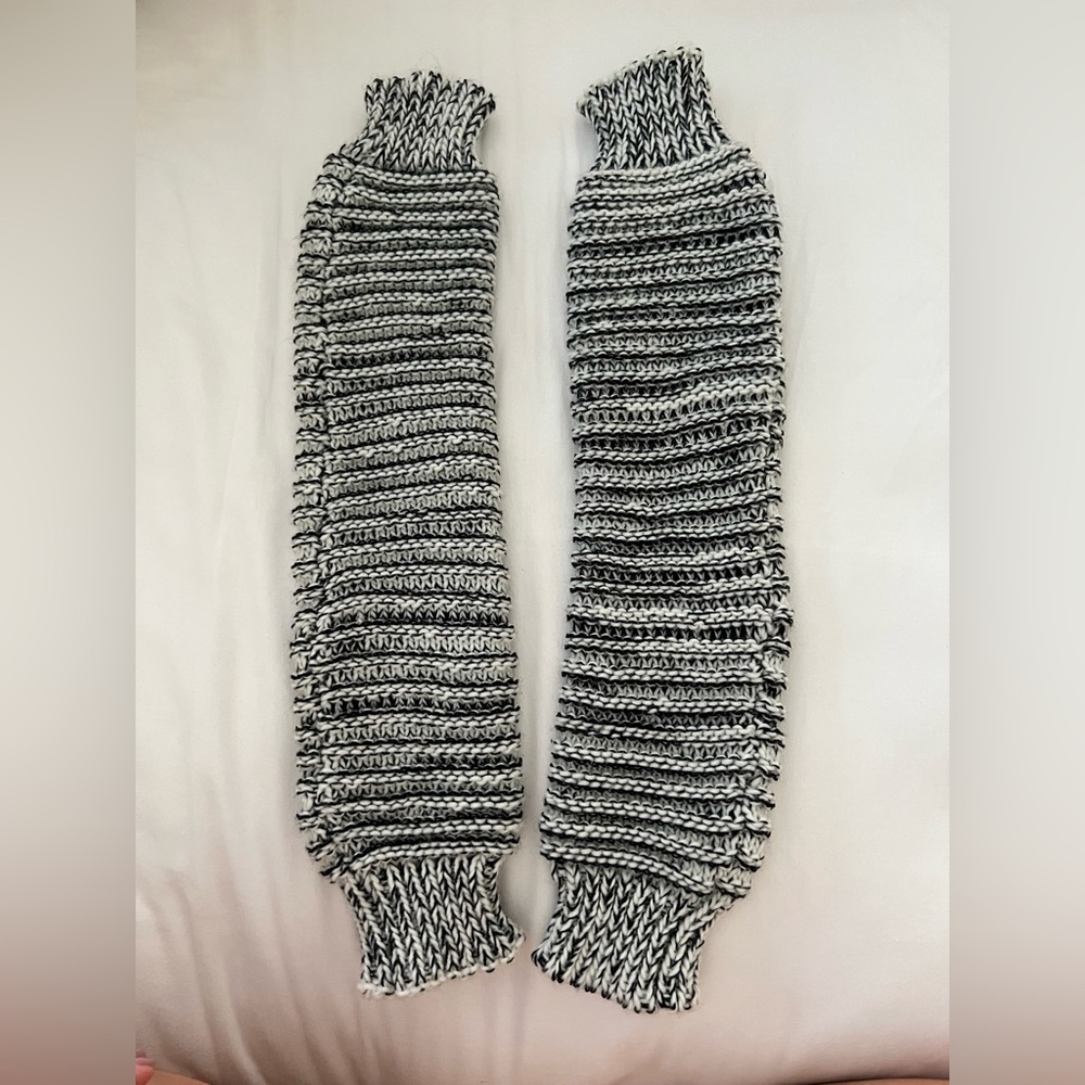 Black and White Knit Arm Warmers. One size